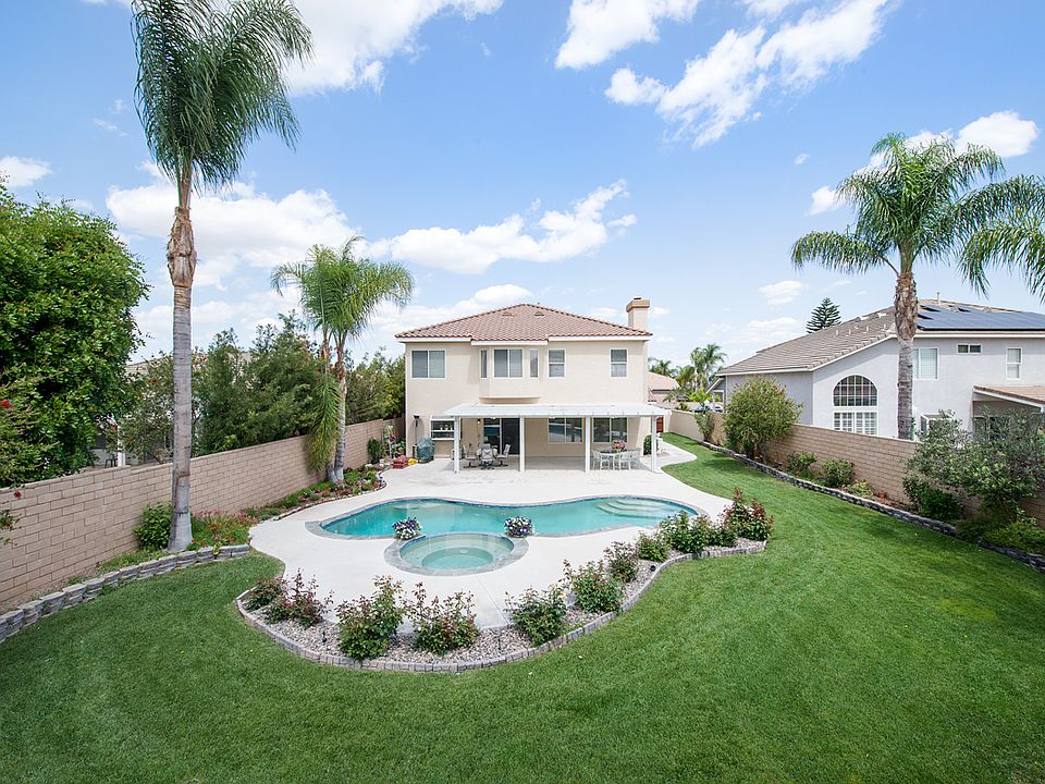1st image of 788 Mountain Shadows Dr