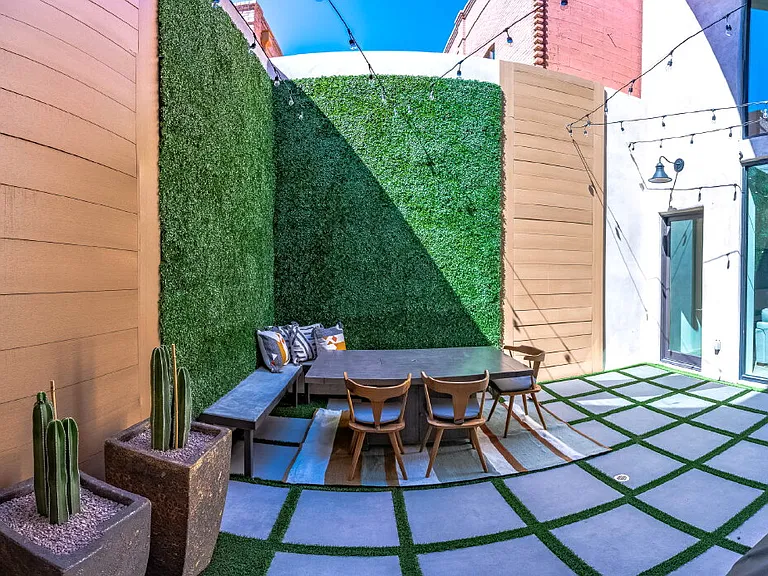 879 W Paseo De Los Zanjeros — Photo 27