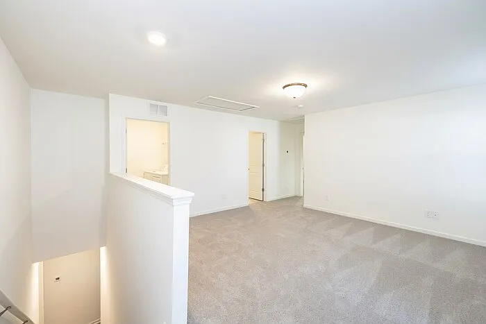 121 Gaelic Dr — Photo 12