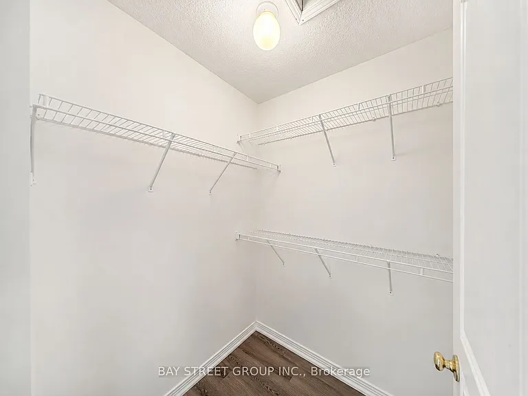 35 Diamond Ct — Photo 19