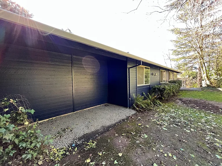 9007 SW Monterey Pl — Photo 29