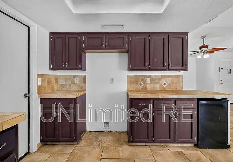 2250 Atlantic Dr — Photo 15