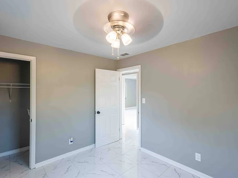 2013 Ronald Ln — Photo 28