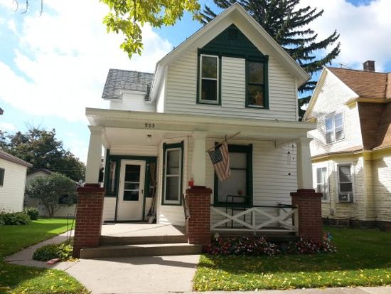 955 Tamarack Ave NW, Grand Rapids, MI 49504 | Zillow