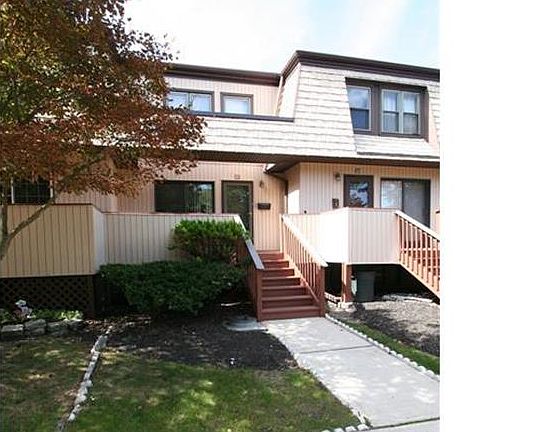 4th image of 36 Heritage Dr