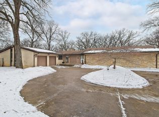 21619 45th St, Bristol, WI 53104