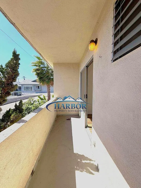 2 bed, 2.0 bath, $2,250 — Photo 4