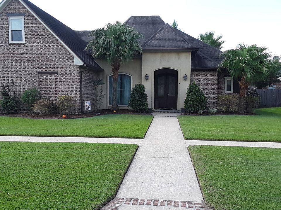 1st image of 412 Mill Pond Dr