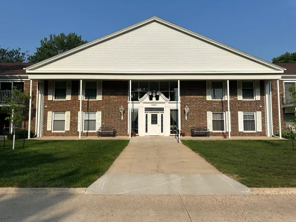 1601 Ohio Ave SW APT 106, Huron, SD 57350