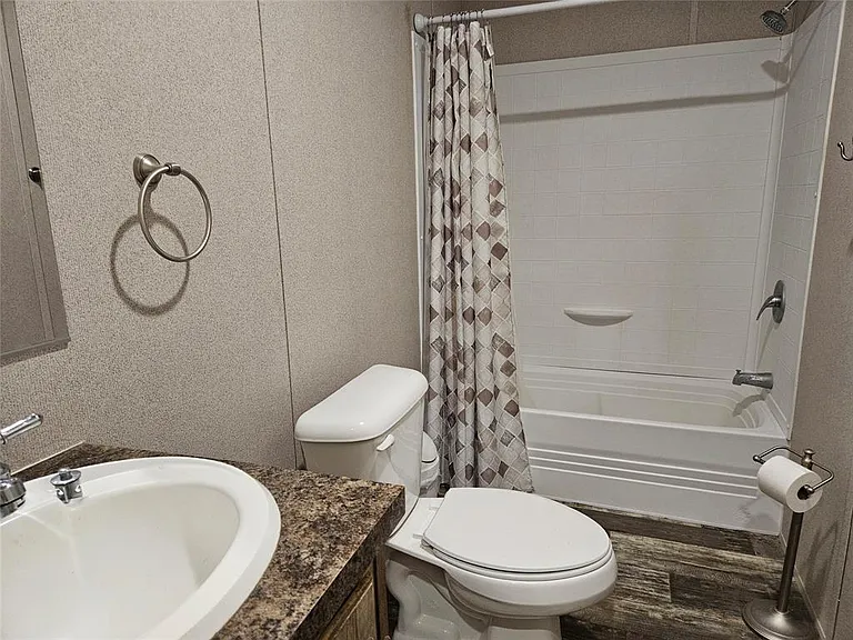 218 Waco St — Photo 11