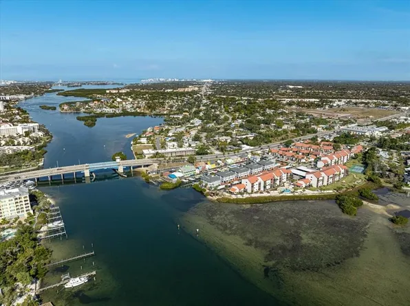 1624 Stickney Point Rd APT 301, Sarasota, FL 34231