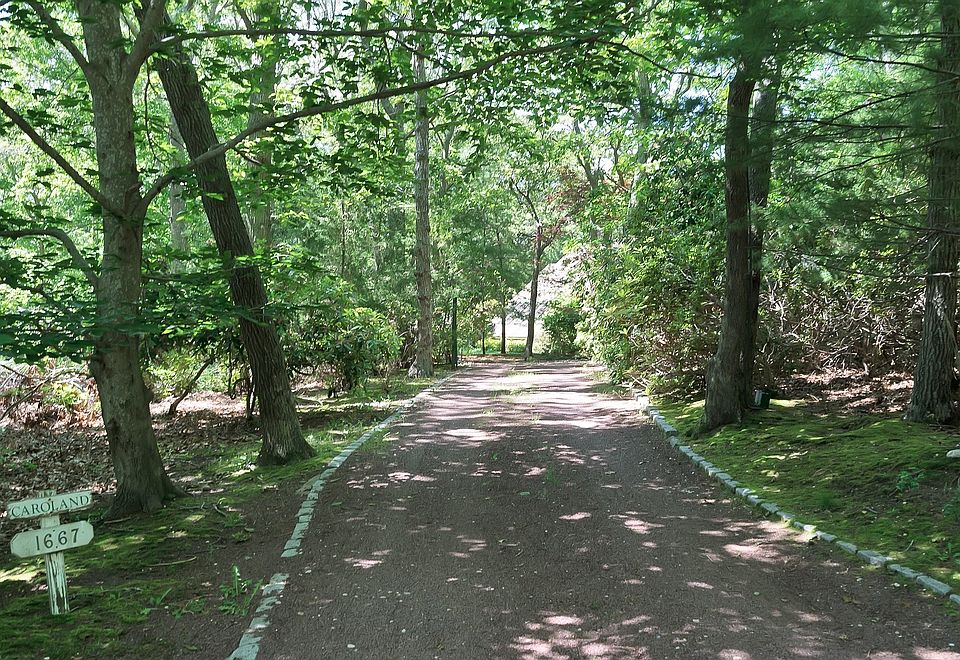 1st image of 1667 Majors Path