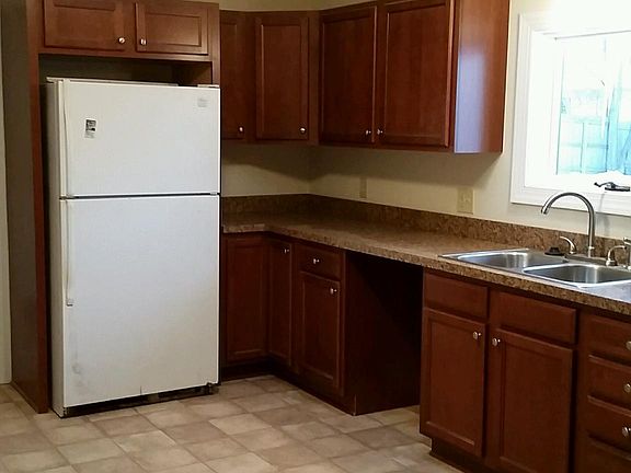 2nd image of 7590 Roselawn Dr