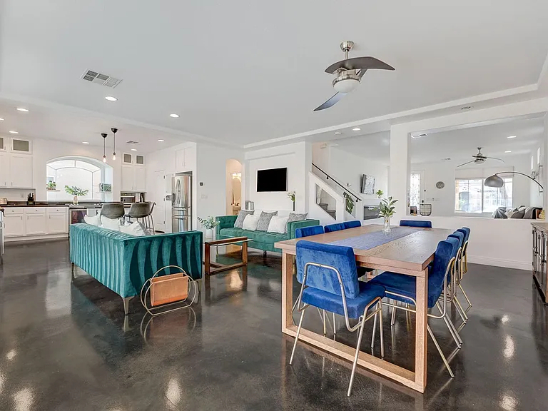 5556 Dancing Fox Ct — Photo 6