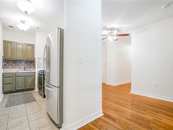 2nd image of 342 E 100th St APT 1B