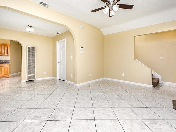 3rd image of 3912 36th St