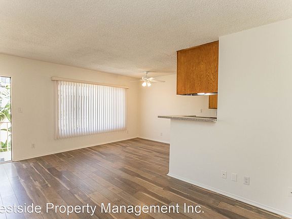 4th image of 12710 Matteson Ave #8