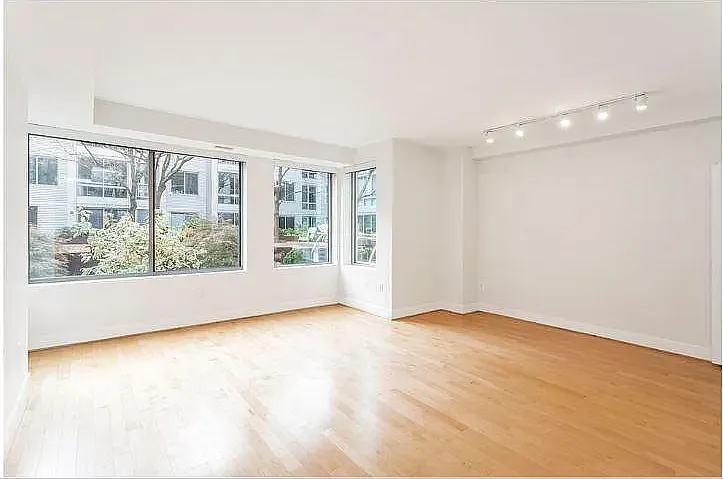 4101 Albemarle St NW #315 — Photo 6
