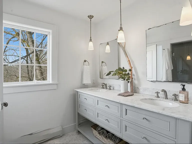 669 Route 213 — Photo 15