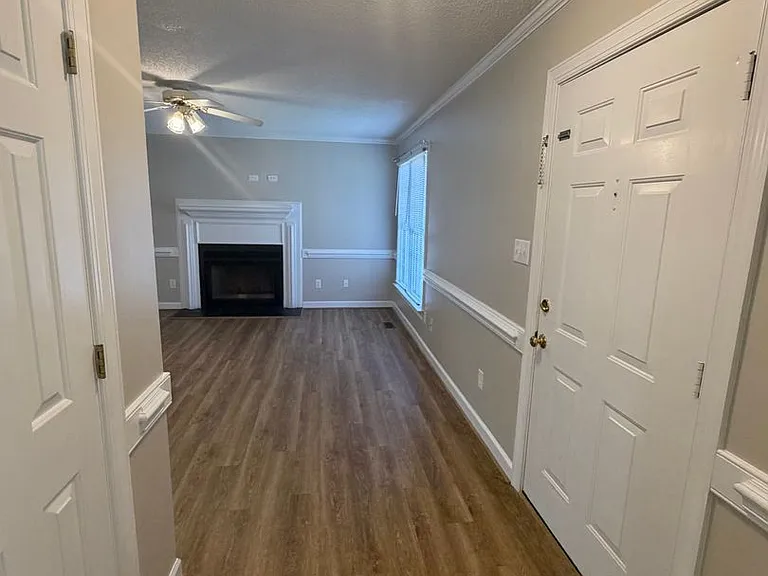 2421 Sexton Rd — Photo 10