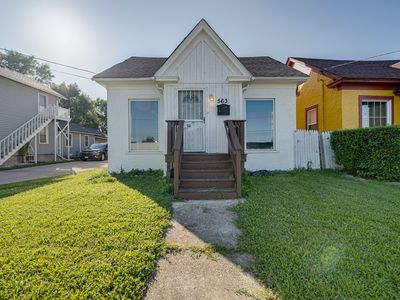 563 S Lake St, Aurora, IL, 60506