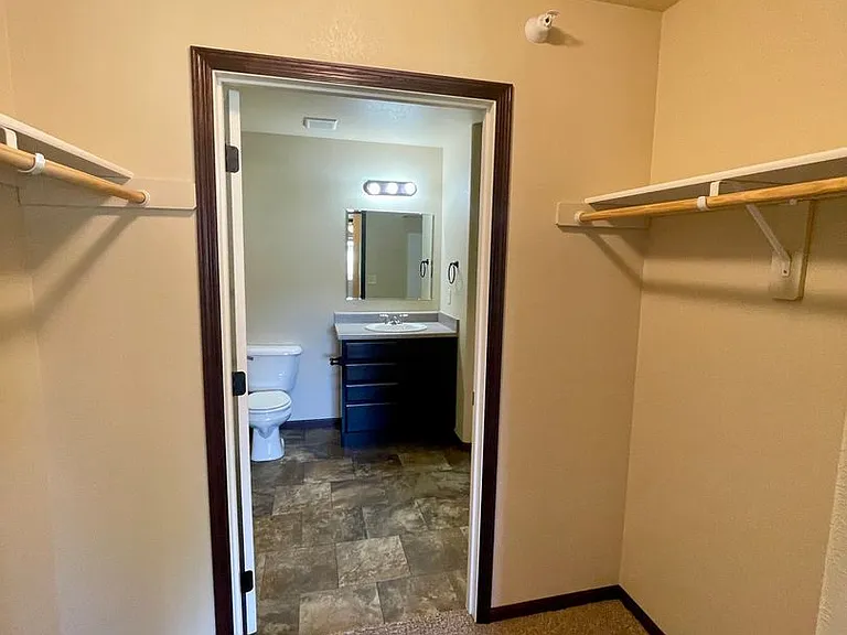 7050 Freedom Ln — Photo 29