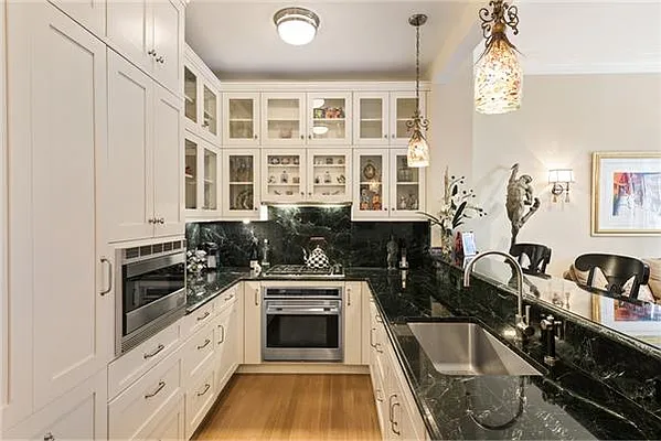 Sold by Engel & Völkers New York Real Estate | media 17