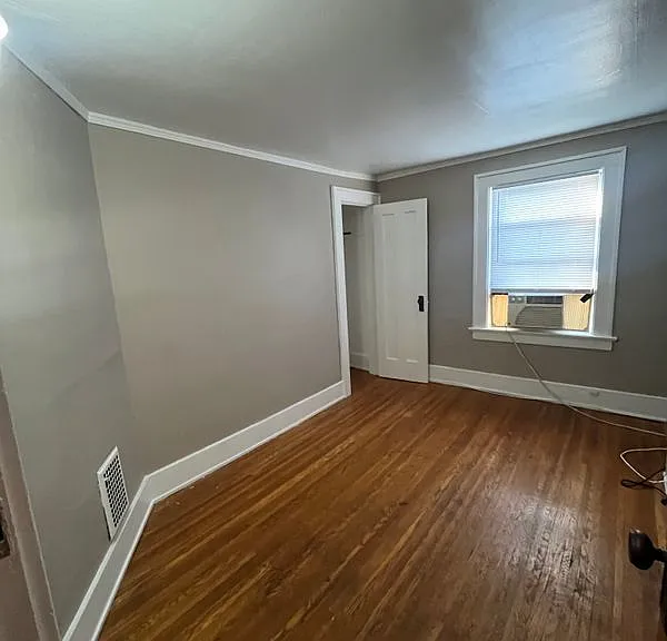 16 Chatfield St — Photo 10