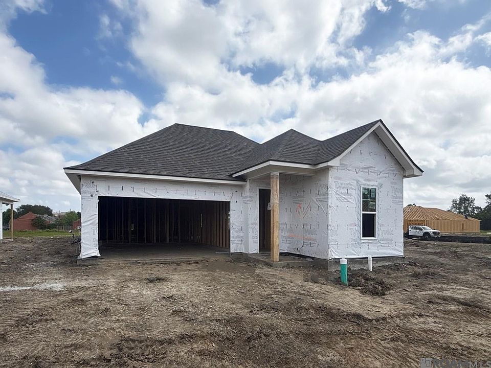 1st image of 10035 Pelican Pointe Ln
