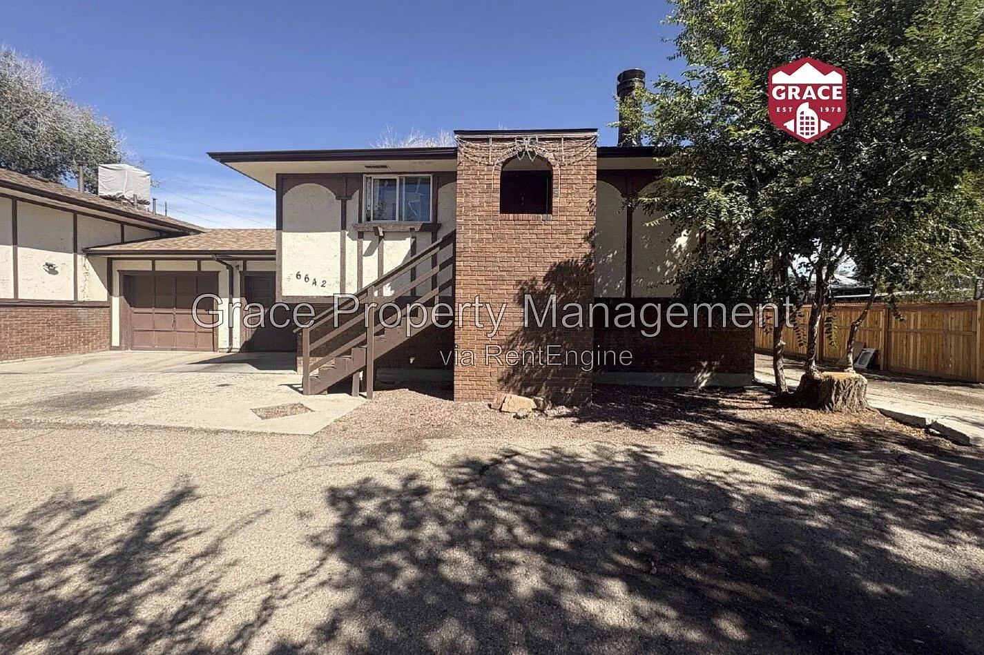 2 bed, 1.0 bath, 1000 sqft, $2,200 — Photo 1