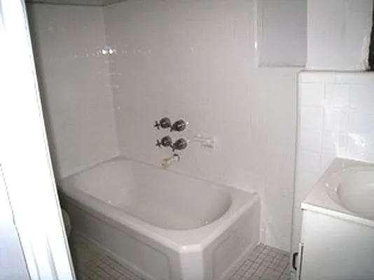 Rented by City Connections Realty | media 17