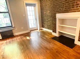 217 Mott St APT 4R, New York, NY 10012