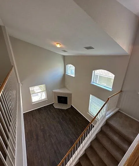 5157 Hartson — Photo 18