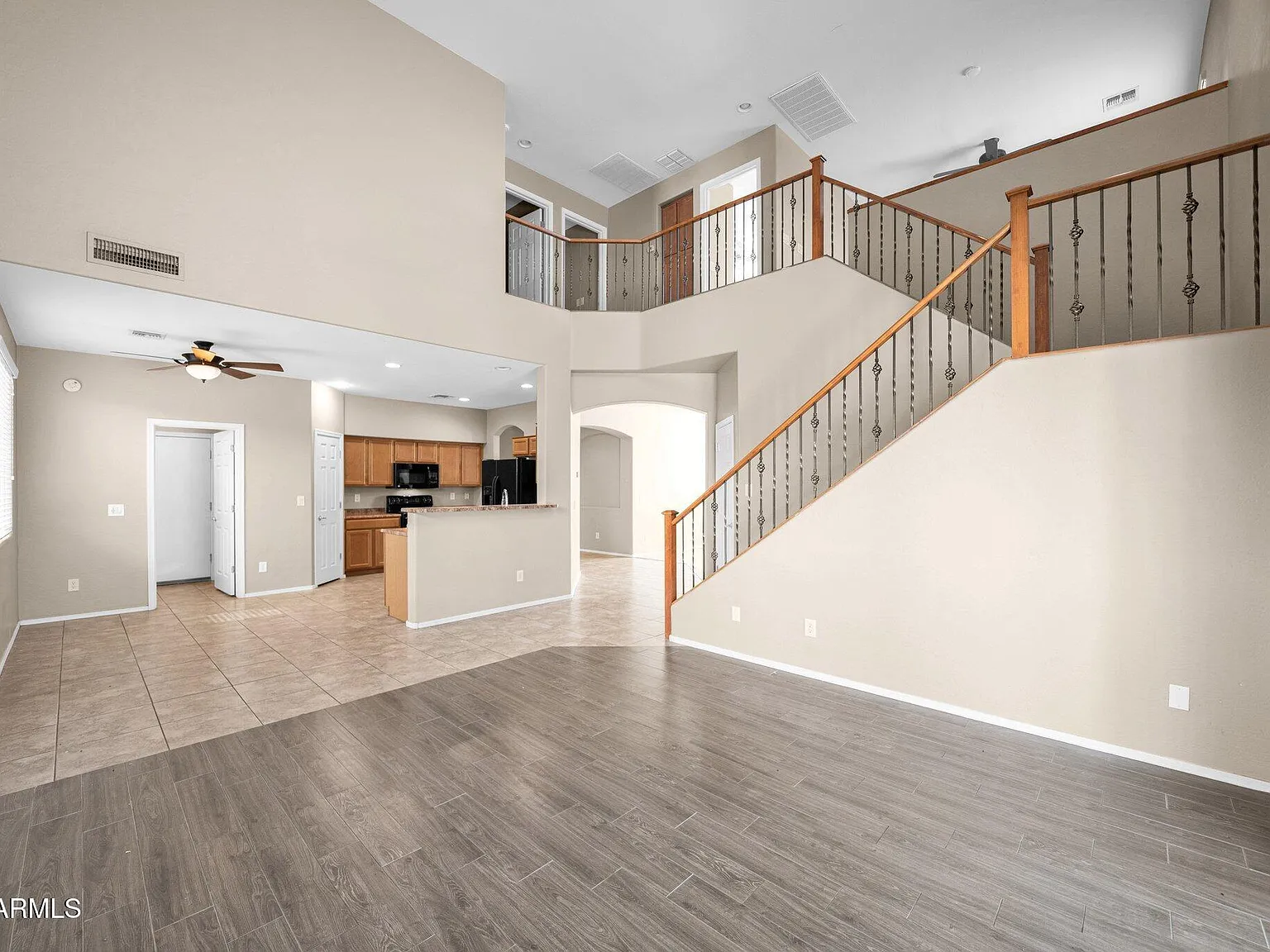 4 bed, 3.0 bath, 2537 sqft, $2,500 — Photo 3