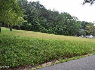 Fairway Dr, La Follette, TN 37766