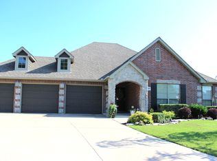 2209 N 1st St, Broken Arrow, OK 74012