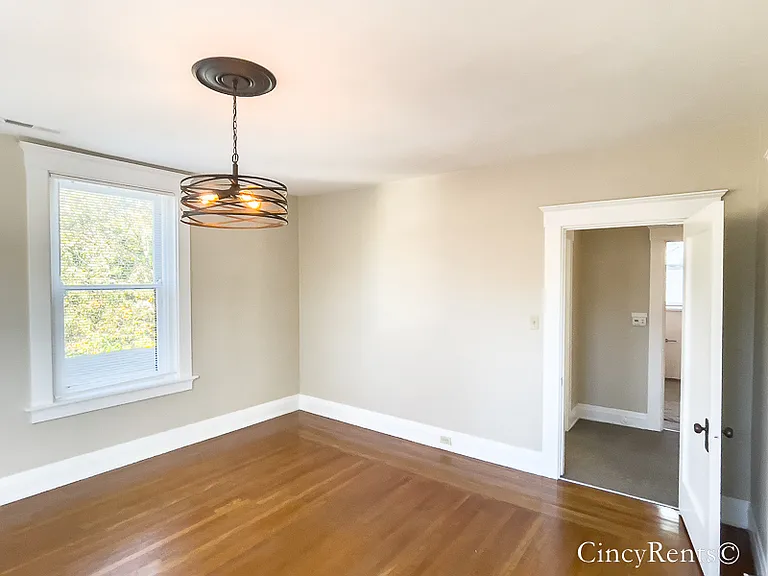 3718 Ault Park Ave — Photo 16