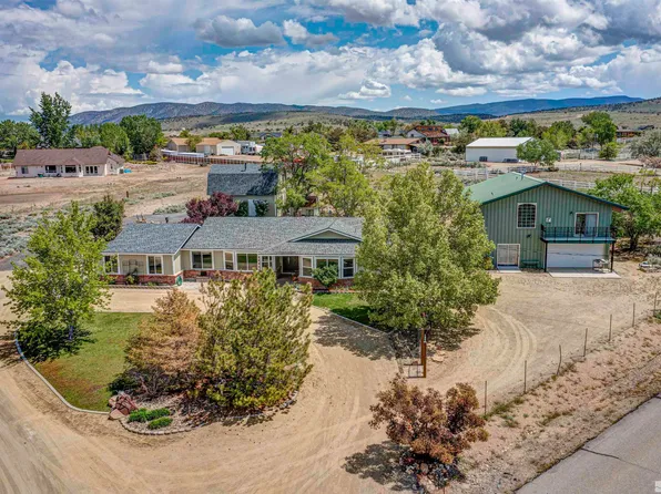 1692 Toni Ct, Minden, NV 89423