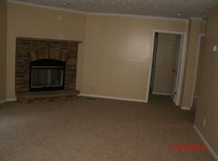 123 Potters Grocery Rd, Ashcamp, KY 41512