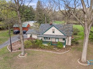 2620 N Crissey Rd, Sylvania, OH 43560