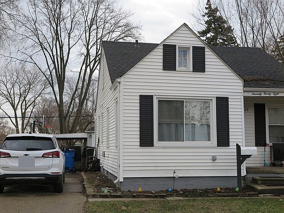 3rd image of 7028 Meadow Ave