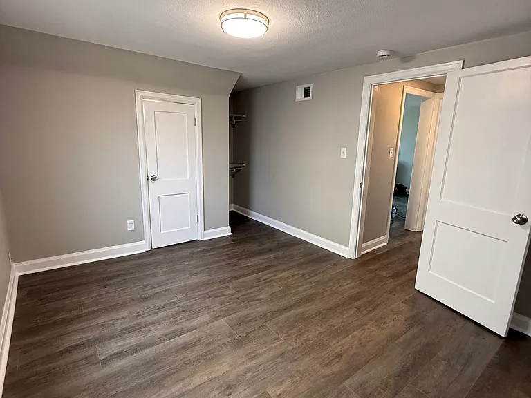 4030 Johnson Ave NW #E — Photo 2