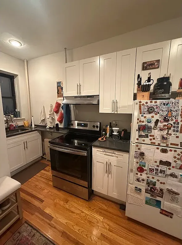 860 Tenth Avenue — Photo 3