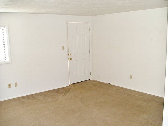 4th image of 1440 Jefferson Ave