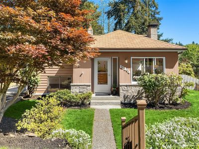 10208 23rd Avenue NE, Seattle, WA, 98125