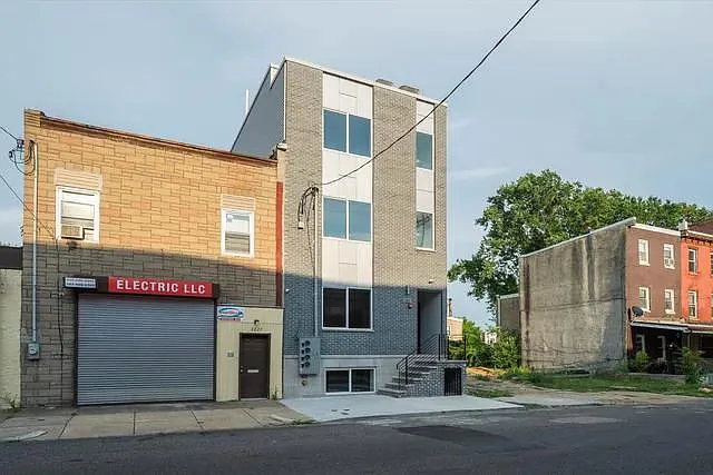 2225 N 8th St #2 — Photo 16
