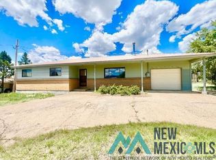 90 Linwood Rd, Raton, NM 87740