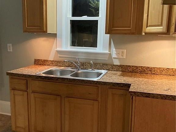 2nd image of 3704 Dawning Ave