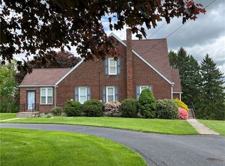 615 Slippery Rock Rd, Slippery Rock, PA 16057