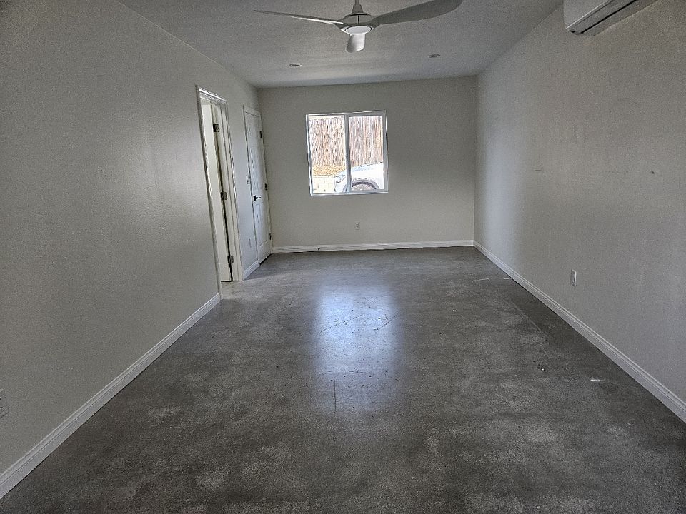 1st image of 795 Calle Tulipan #A